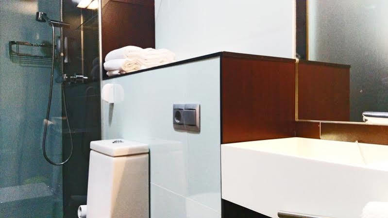 Dream Suites And Apartments Almeria Centro Экстерьер фото